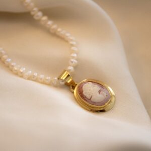 Collana con cammeo