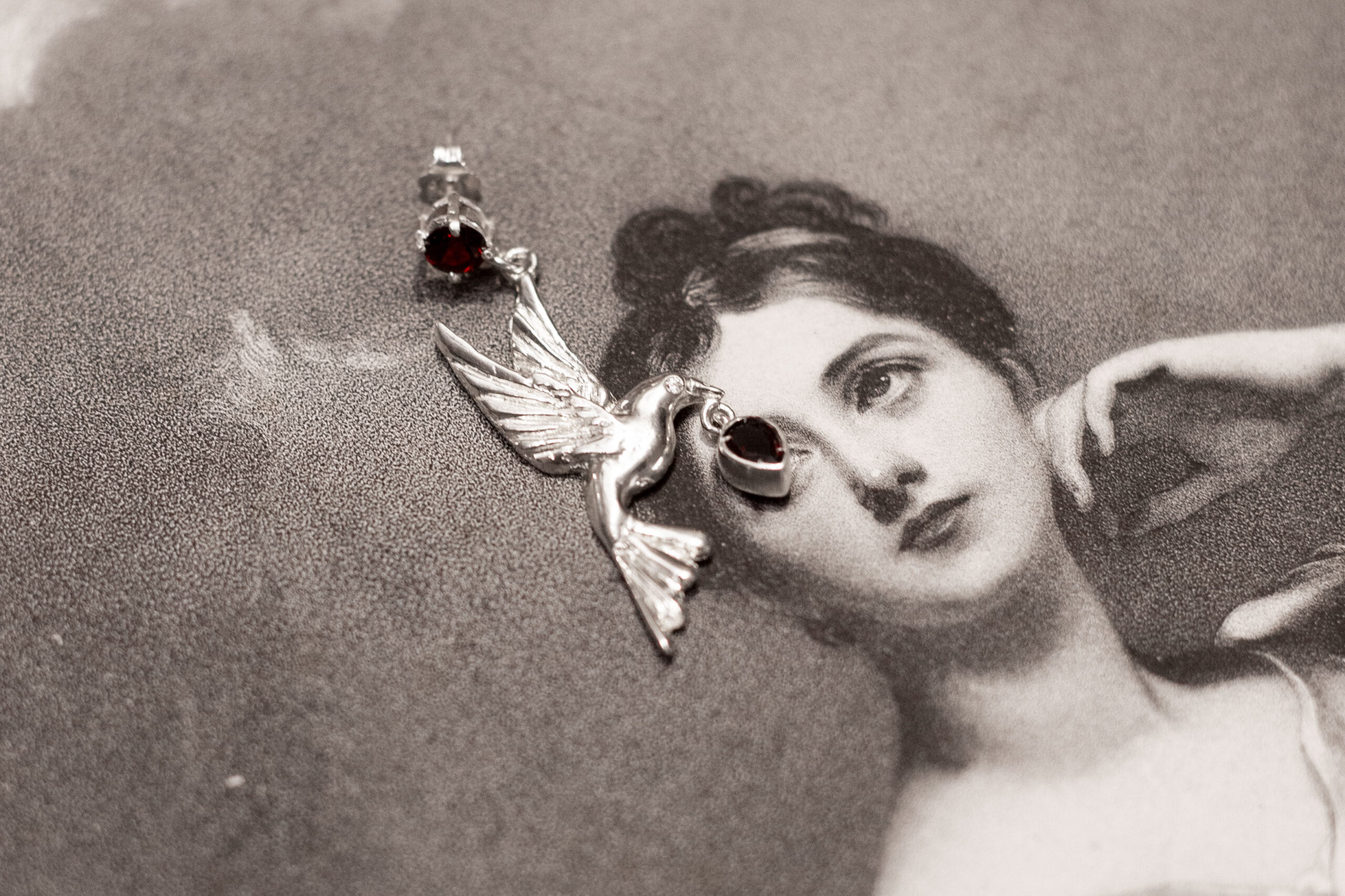 Mono Orecchino Redenzione