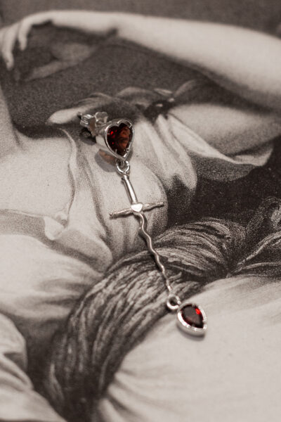 Mono Orecchino Custodia Cordis