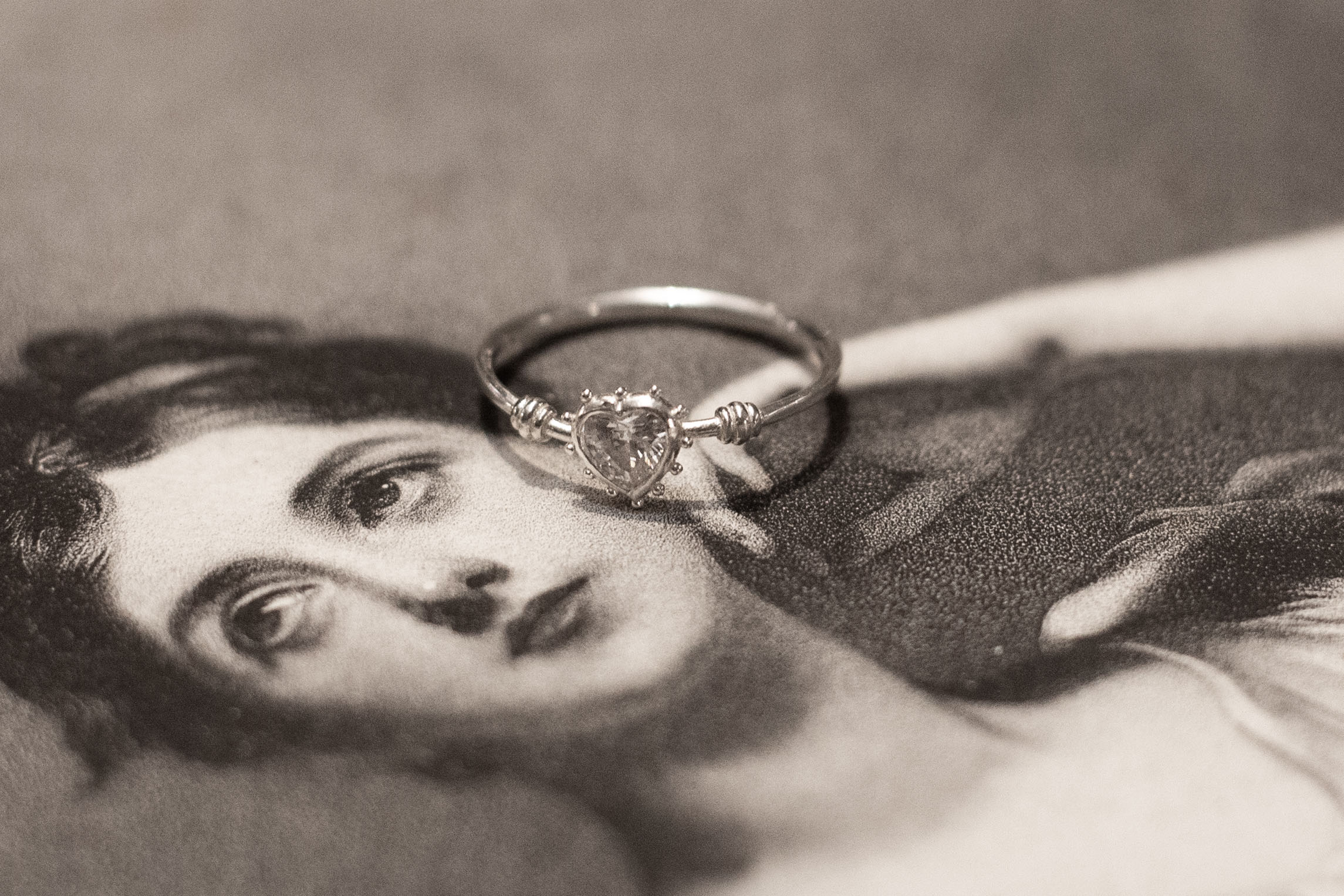 Anello IMMENSUS con zircone - immagine 4