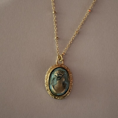 Alternative view of Collana Aeris